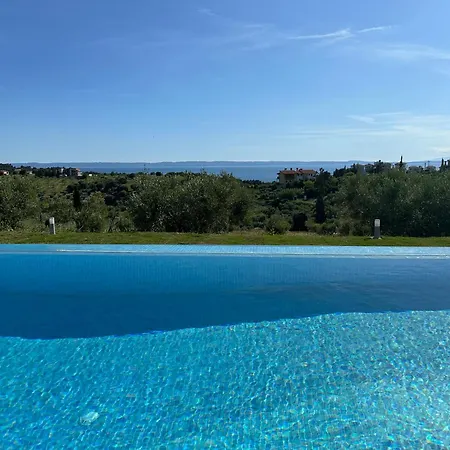 Dream Villa *