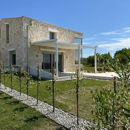 Dream Villa *